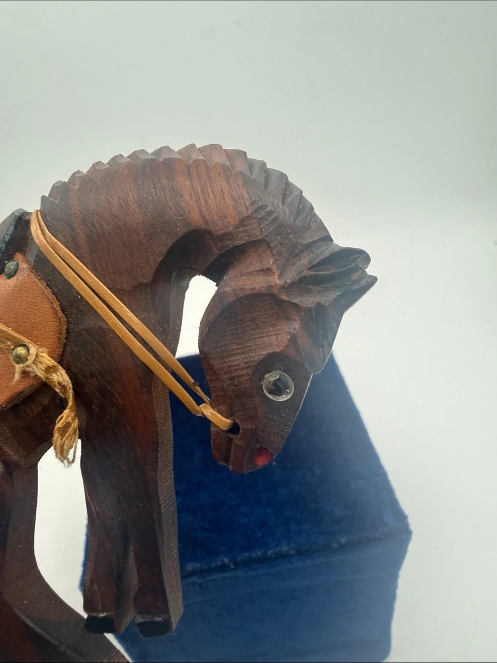 VTG 50’s wooden brooch pin hand-carved bucking horse leather saddle 4”